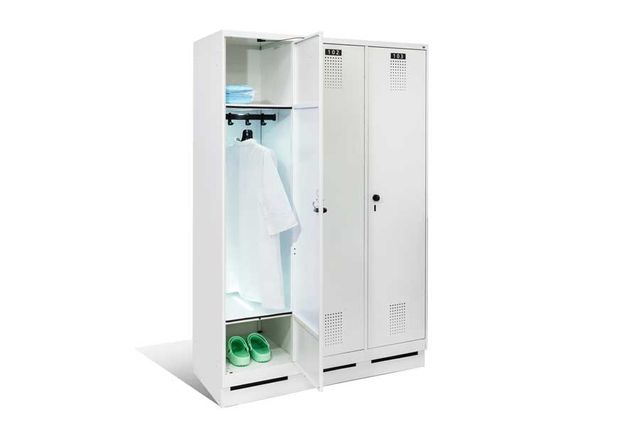 UV-C Garderobenschrank EVOLO S 3000 UV-C 